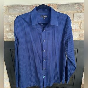 Murano Liquid Luxury Men’s medium blue button down